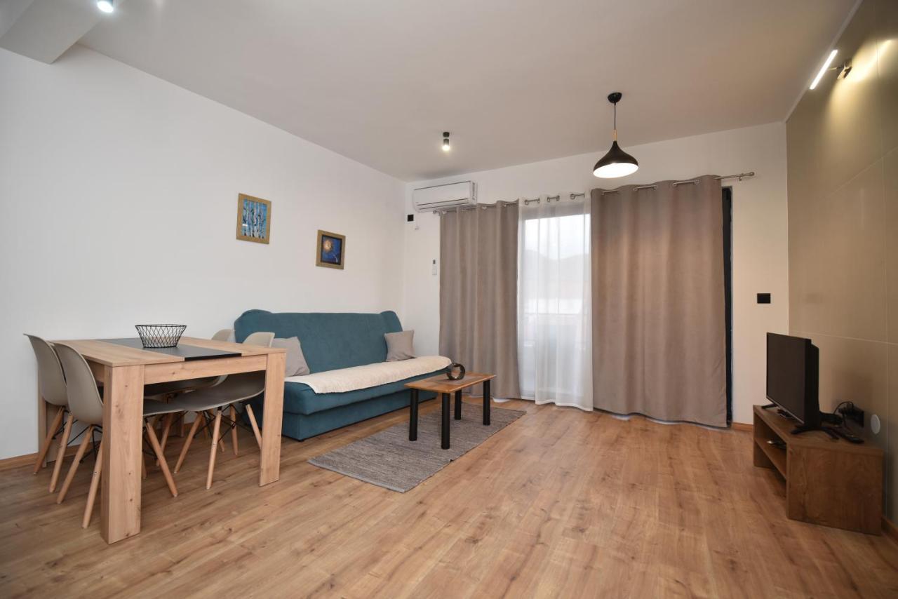 Vila Perla Τρέμπινιε Εξωτερικό φωτογραφία